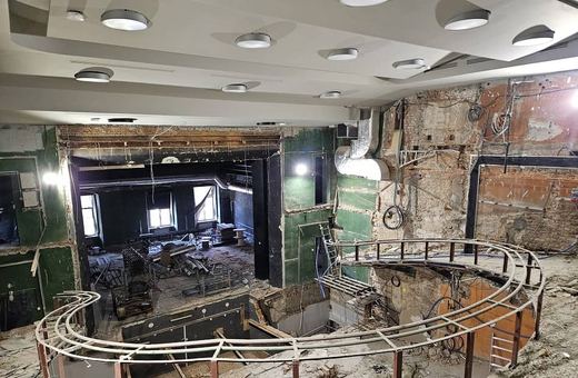 Teatr przechodzi modernizację