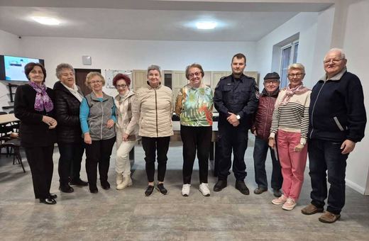 Seniorzy na 6