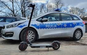 Nietrzeźwy na hulajnodze