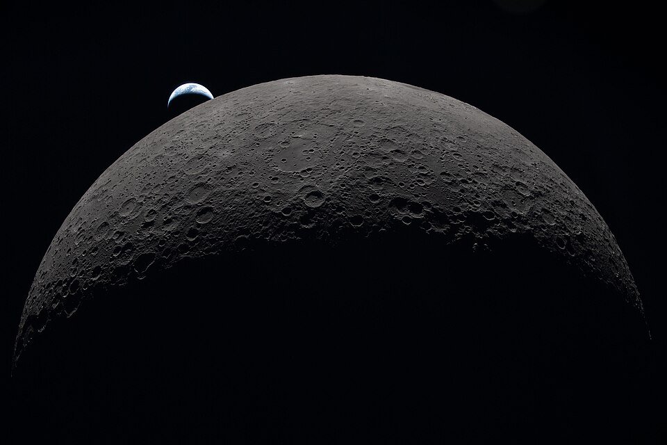 fot. NASA / Public domain (zdjęcie wykonane przez załogę Artemis II, 6 kwietnia 2026 r.).