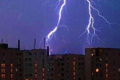 Kolejny alert, uwaga - spodziewane burze!