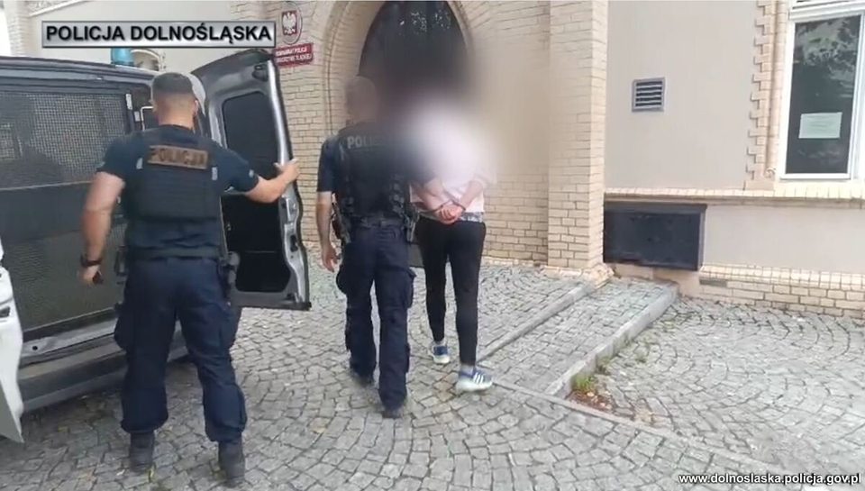 Czterech kiboli napadło na jednego 15-latka. Koniec końców uciekli...