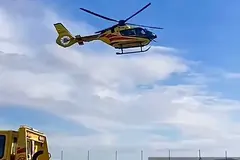 Karambol na autostradzie. Wylądował śm igłowiec LPR