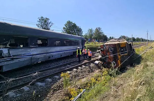 Zaostrzają przepisy po katastrofie kolejowej