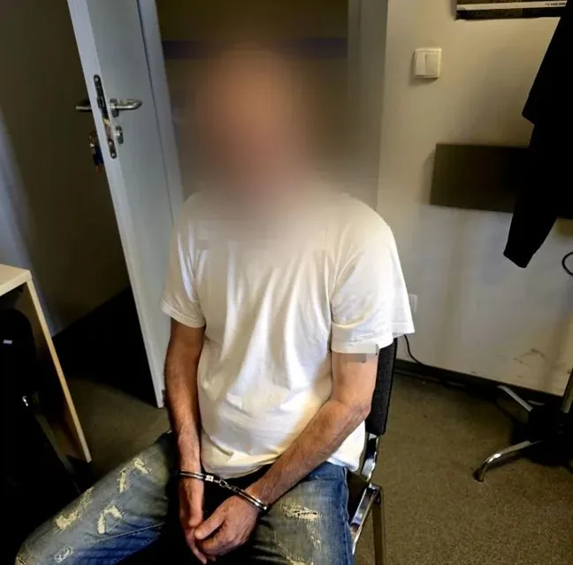 Zamieścił groźby wobec premiera. Został zatrzymany